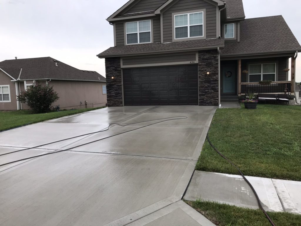 25 Year Concrete And Driveway Sealing Kc Rock Solid Seal